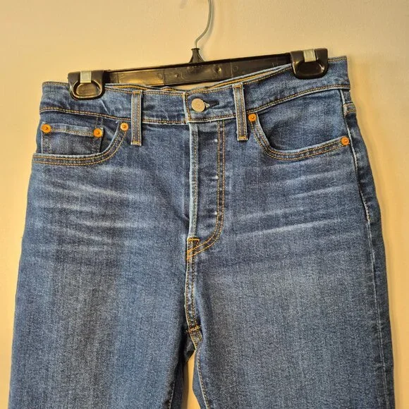 Levi's Wedgie Straight Button Fly Jeans Size 29 x 28 - Picture 2 of 15